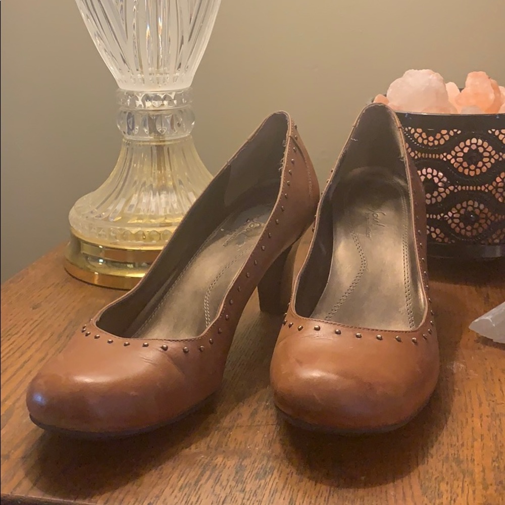 ❌ SOLD ❌ Natural Soul by Naturalizer Round toe pumps